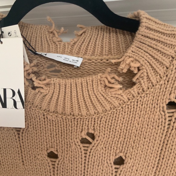 Zara KNIT SWEATER WITH RIPS - Picture 6 of 6
